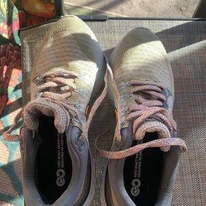 Nice Nike tennis shoes, great for hiking running or just walking around town!